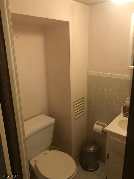 288 E Passaic Ave, Nutley, NJ 07110 photo 10