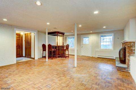 19 Surrey Dr, Wayne, NJ 07470 photo 21