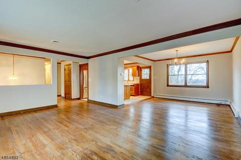 19 Surrey Dr, Wayne, NJ 07470 photo 7