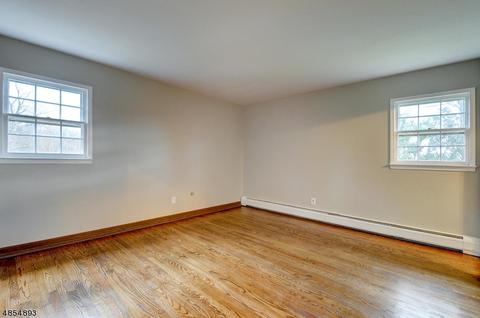 19 Surrey Dr, Wayne, NJ 07470 photo 14