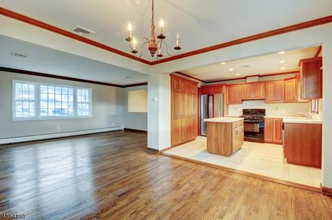 19 Surrey Dr, Wayne, NJ 07470 photo 9