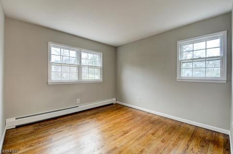 19 Surrey Dr, Wayne, NJ 07470 photo 17