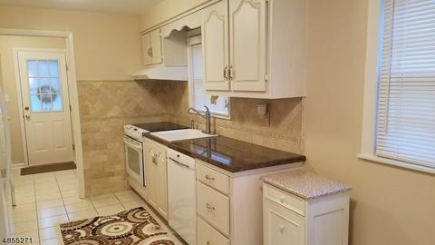 5 Forest Dr, Succasunna, NJ 07876 photo 7