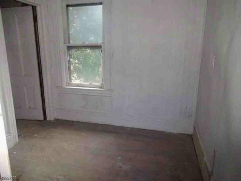 47 Guy St, Dover, NJ 07801 photo 10