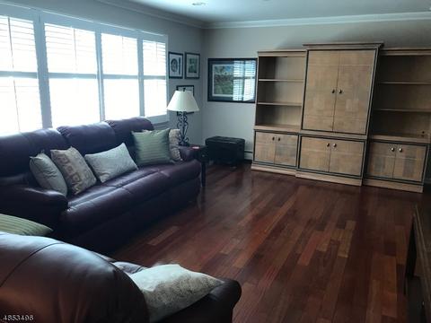 15 Hurst Ter, Wayne, NJ 07470 photo 2