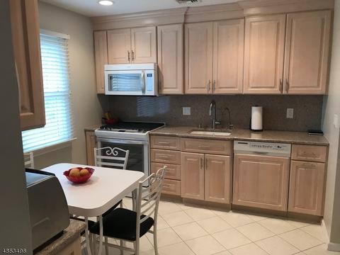 15 Hurst Ter, Wayne, NJ 07470 photo 6