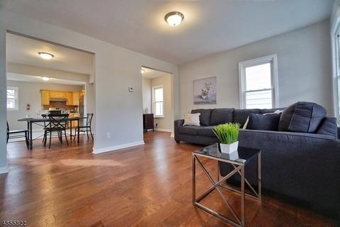 322 Lee Pl, Plainfield, NJ 07063 photo 3