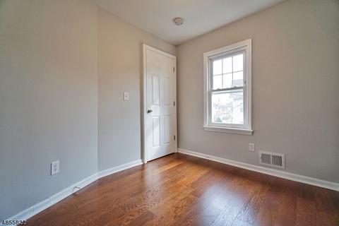 322 Lee Pl, Plainfield, NJ 07063 photo 17