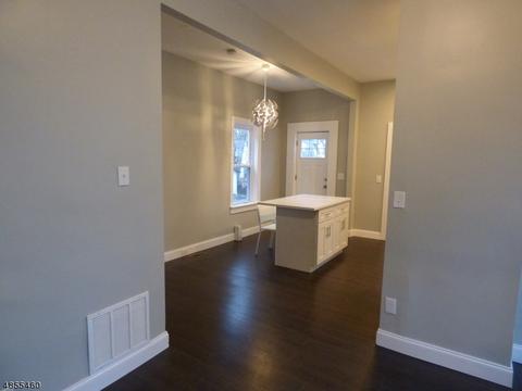 168 Berdan Pl, Hackensack, NJ 07601 photo 13