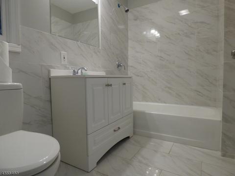 168 Berdan Pl, Hackensack, NJ 07601 photo 17
