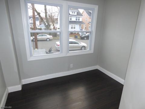 168 Berdan Pl, Hackensack, NJ 07601 photo 5