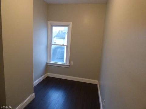 168 Berdan Pl, Hackensack, NJ 07601 photo 20