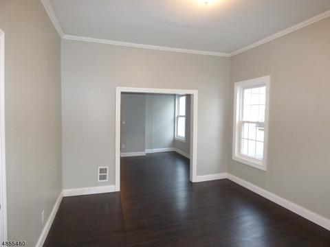 168 Berdan Pl, Hackensack, NJ 07601 photo 4
