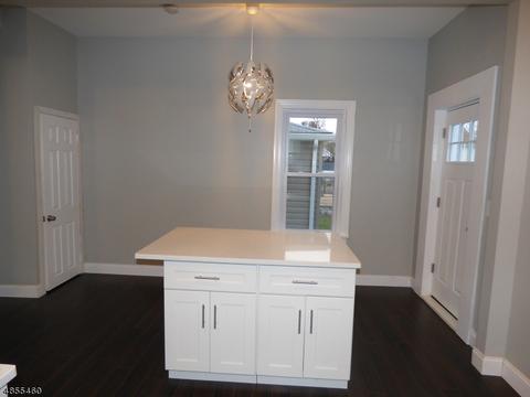 168 Berdan Pl, Hackensack, NJ 07601 photo 8