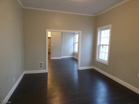 168 Berdan Pl, Hackensack, NJ 07601 photo 12