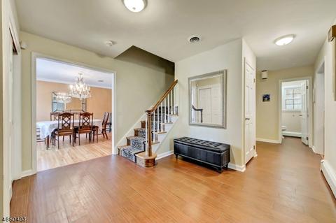 5 Cheryl Rd, Montville Twp., NJ 07058 photo 3
