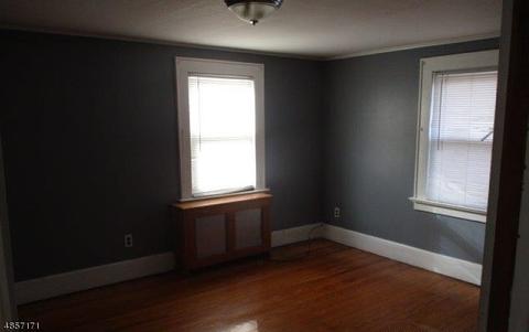 742 E Main St, Bridgewater, NJ 08807 photo 9