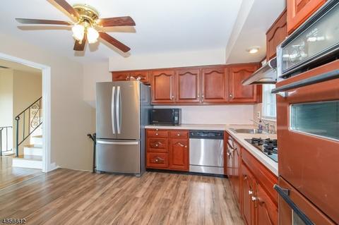 35 Lance Dr, Clark, NJ 07066 photo 8