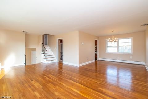 35 Lance Dr, Clark, NJ 07066 photo 6