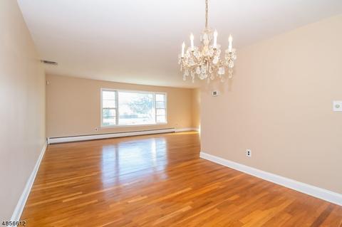 35 Lance Dr, Clark, NJ 07066 photo 7