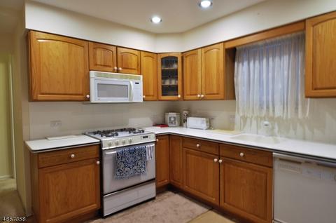 775 Hemlock Rd, Union, NJ 07083 photo 5