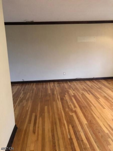 57 Normandy Dr, Wayne, NJ 07470 photo 4