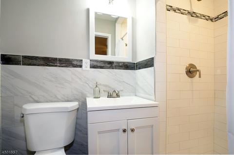 70 Rockview Ave, North Plainfield, NJ 07060 photo 16