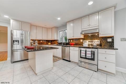 10 Davies Ct, Wayne, NJ 07470 photo 8