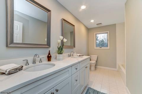 10 Davies Ct, Wayne, NJ 07470 photo 15