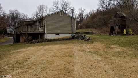 4 Stuber Ln, Hackettstown, NJ 07840 photo 3