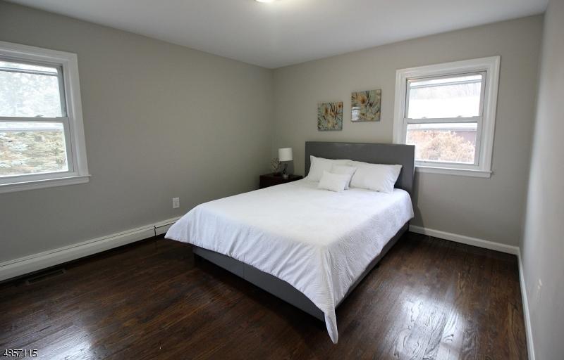  17 Mohawk Trl, West Milford, NJ 07480 photo 9