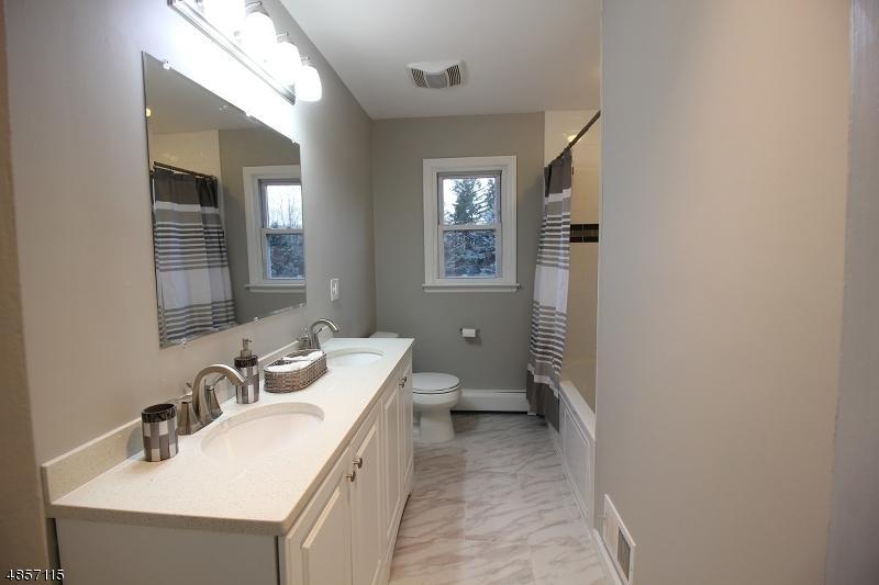  17 Mohawk Trl, West Milford, NJ 07480 photo 11