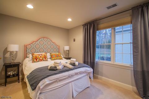 141 Cumberland, Paramus, NJ 07652 photo 22