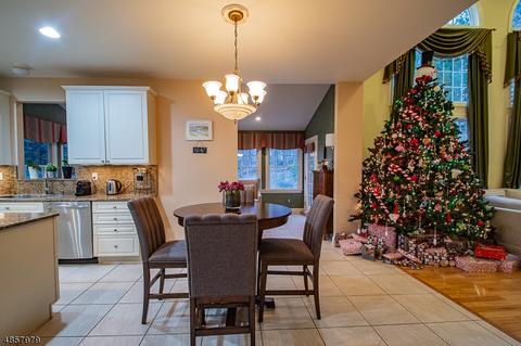 141 Cumberland, Paramus, NJ 07652 photo 11