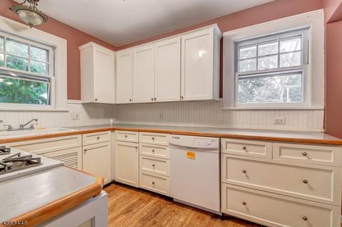 74 Maple St, Ramsey, NJ 07446 photo 7