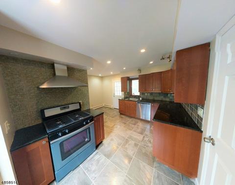 144 E Spring St, Somerville, NJ 08876 photo 4