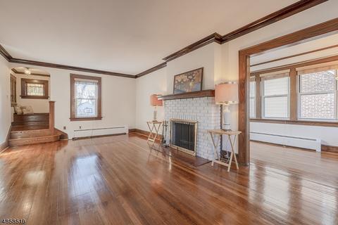28 Parkview Dr, Millburn, NJ 07041 photo 2