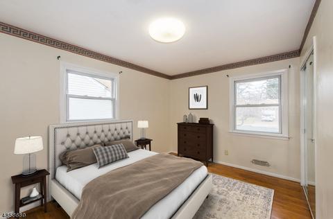 43 Warwick Rd, Hillside, NJ 07205 photo 9