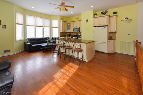 32 Tanager Ct, Wayne, NJ 07470 photo 9