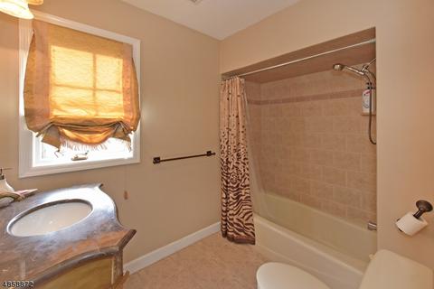 32 Tanager Ct, Wayne, NJ 07470 photo 14