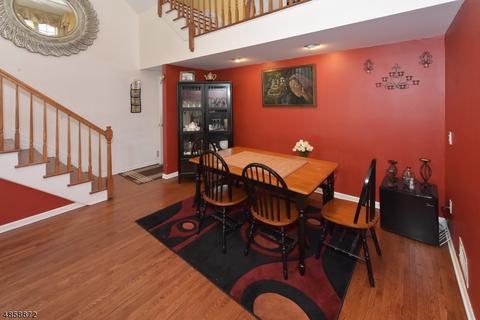 32 Tanager Ct, Wayne, NJ 07470 photo 6
