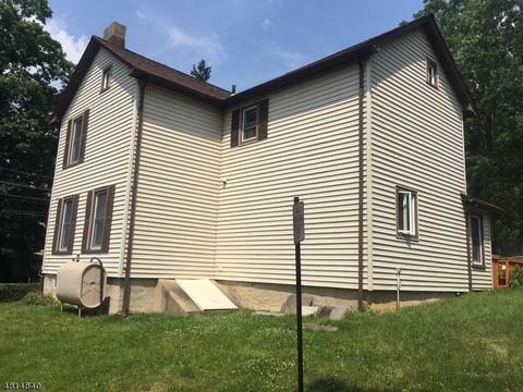 105 Main St, Hampton, NJ 08827 photo 2