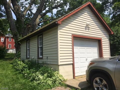 105 Main St, Hampton, NJ 08827 photo 6