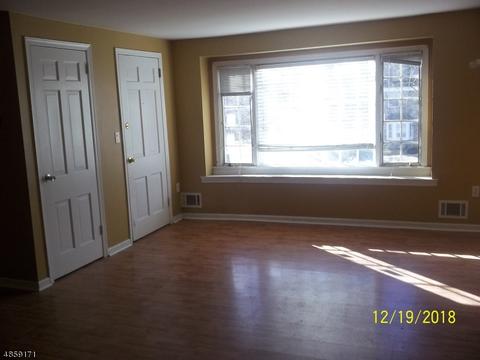 114 Osprey, Hackettstown, NJ 07840 photo 4