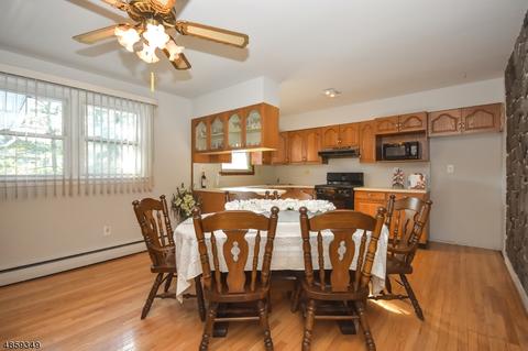 29 James St, Wayne, NJ 07470 photo 3
