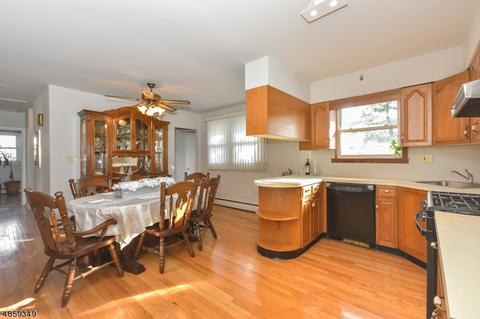 29 James St, Wayne, NJ 07470 photo 4