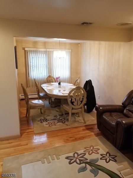 8 Grand St, Wayne, NJ 07470 photo 4