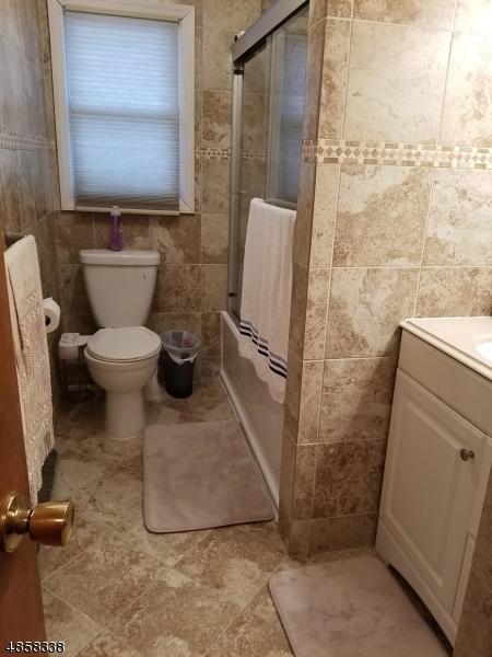 8 Grand St, Wayne, NJ 07470 photo 7