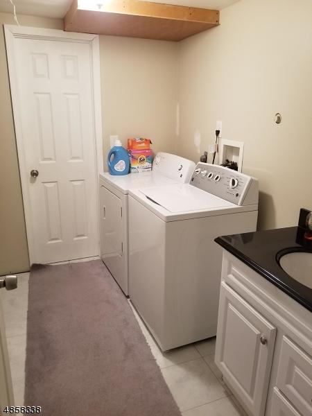 8 Grand St, Wayne, NJ 07470 photo 13