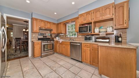 148 E Lake Dr, Wayne, NJ 07470 photo 10